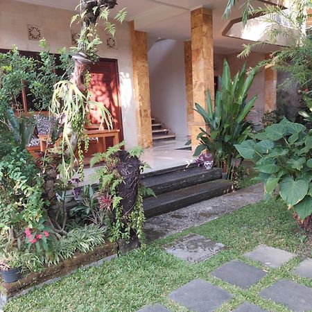 Gerhana Sari 2 Bungalows Убуд Екстериор снимка