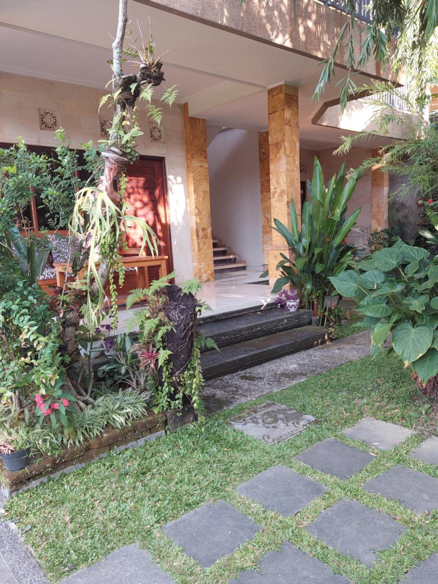 Gerhana Sari 2 Bungalows Убуд Екстериор снимка