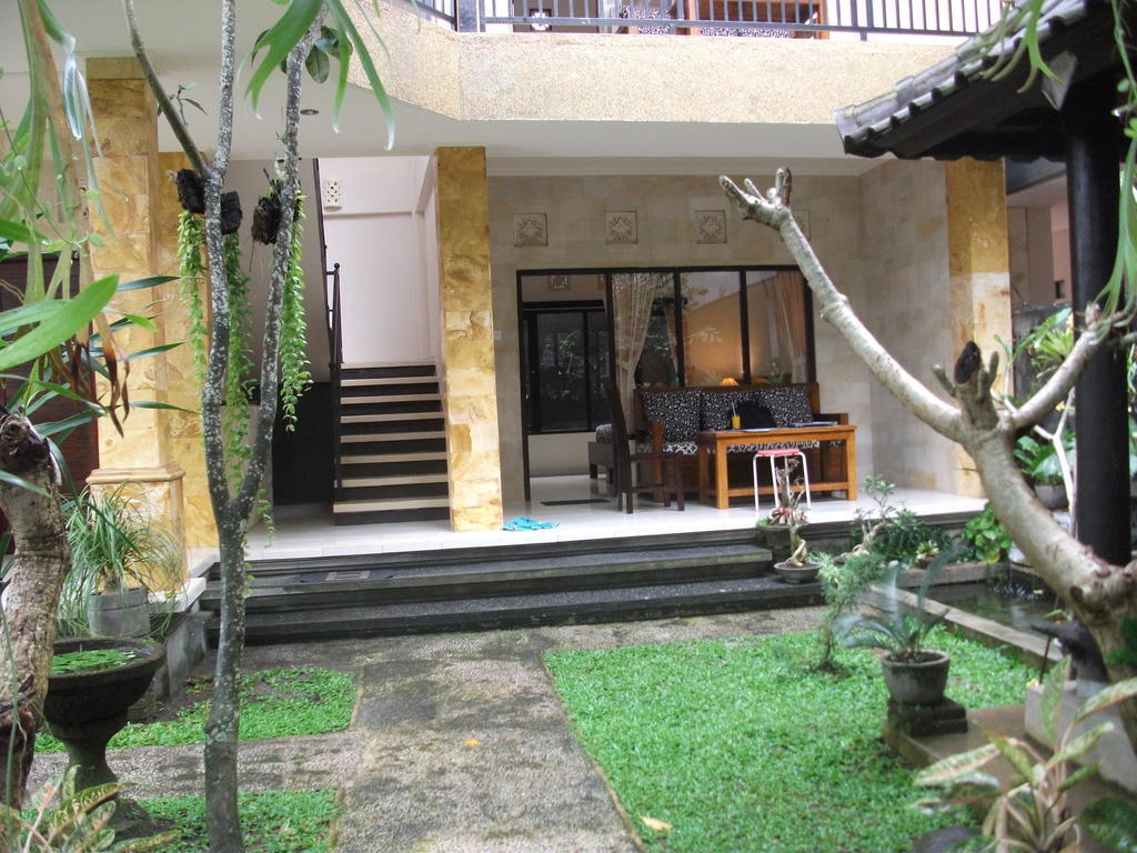 Gerhana Sari 2 Bungalows Убуд Екстериор снимка